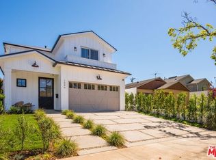 1046 Galloway St, Pacific Palisades, CA 90272