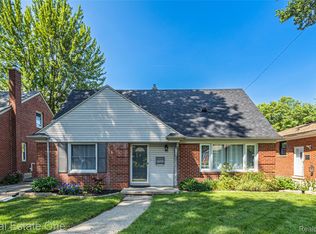 22449 Lakeland St, Saint Clair Shores, MI