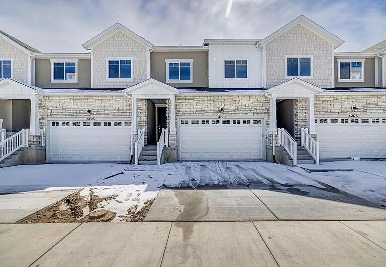 4199 W 2010 N #MASTER — Photo 1
