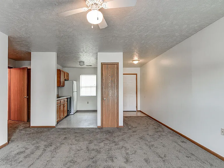 Oakmont Greene I — Photo 14