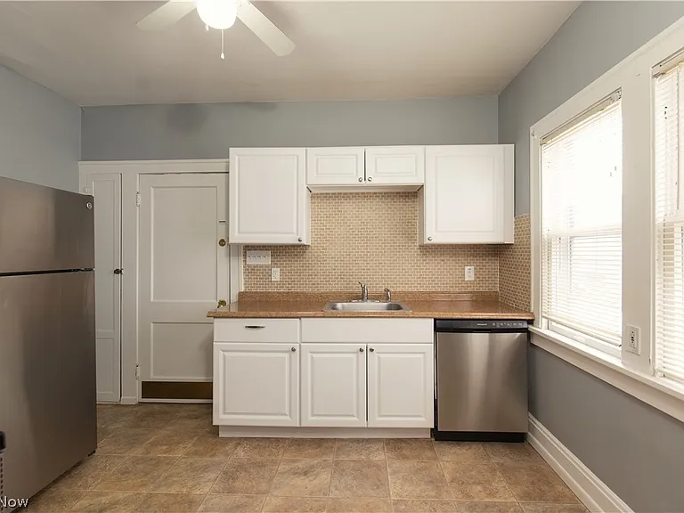 2169 Olive Ave #1 — Photo 8