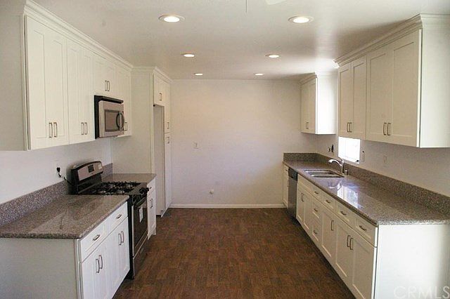 1st image of 574 N Ashford Ave