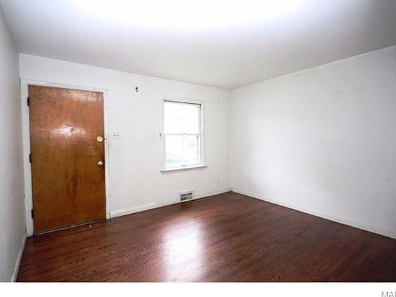 2nd image of 814 Teurville Dr