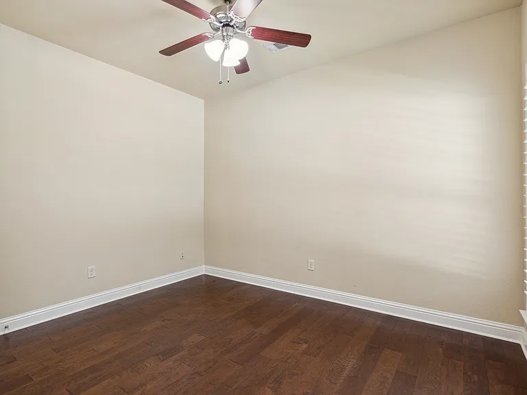 4213 Pecan Bend Ln — Photo 16