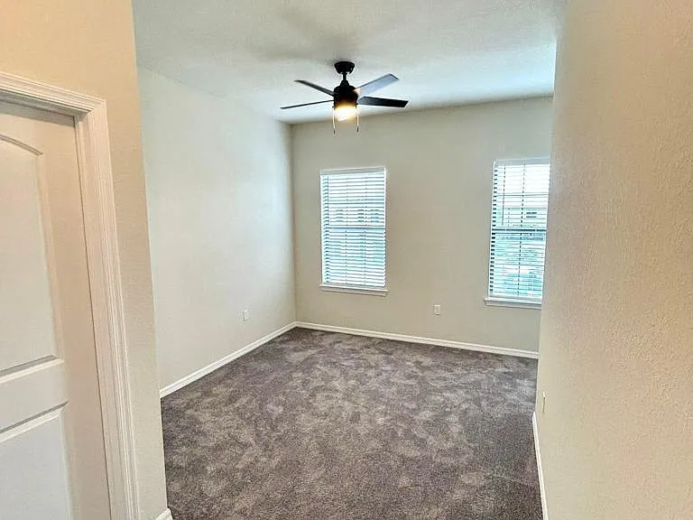 4845 Chantilly Rd — Photo 7