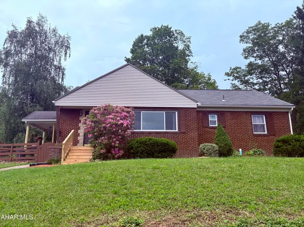 401 Liberty Ave, Cresson, PA 16630