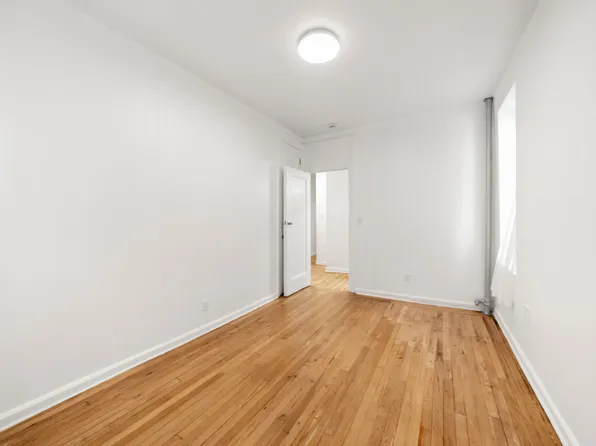 834 Riverside Drive image 8 of 12