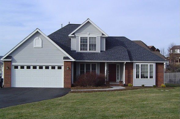 1st image of 410 Wildflower Ln