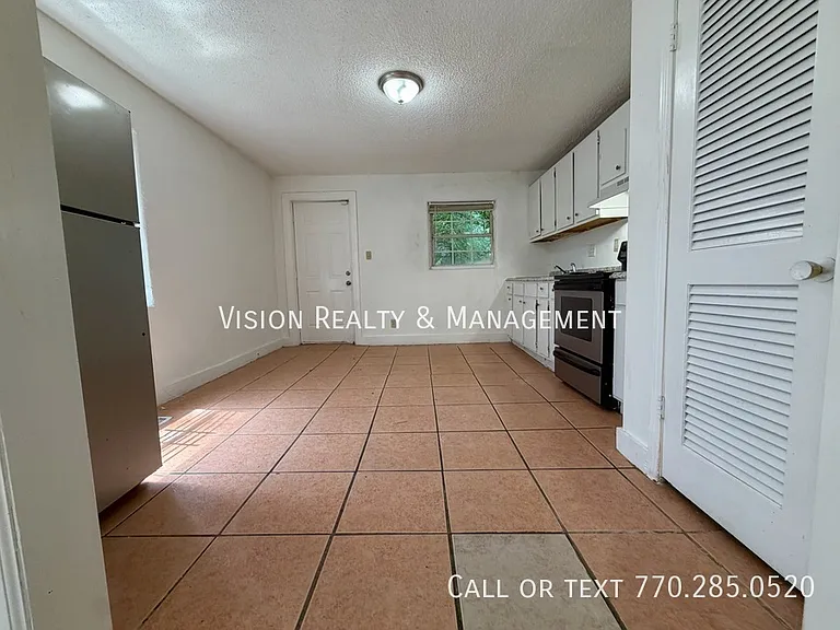 1070 Ollie Cir NW #A — Photo 10