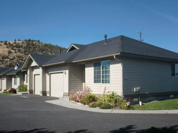 737 NE Savannah Dr Ste 4, Bend, OR 97701