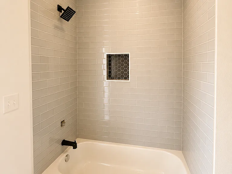 252 E Oklahoma Pl — Photo 5