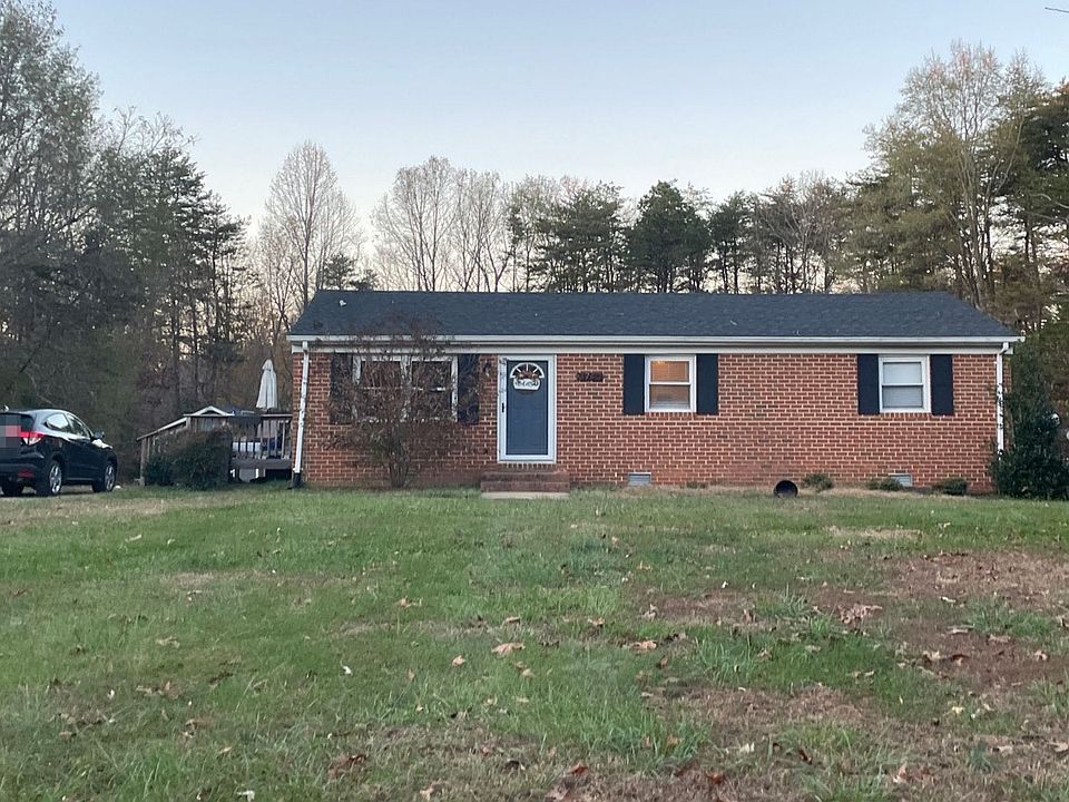 1st image of 3740 Robinson Rd