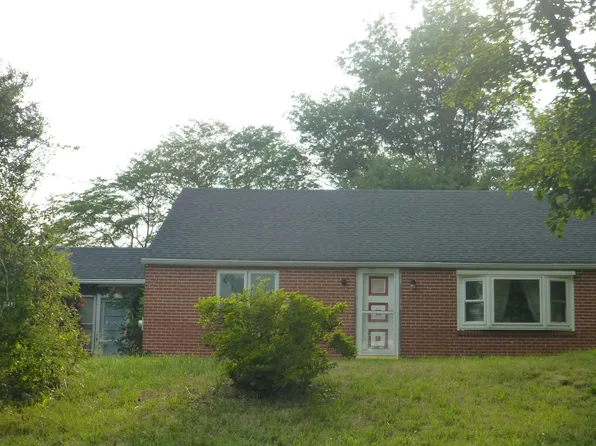1005 Laurelwood Rd, Pottstown, PA 19465