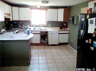 1864 Larkin St, Chittenango, NY 13037