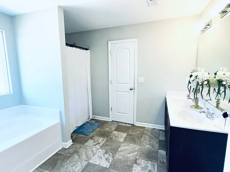 94 Thimbleweed Ln — Photo 13