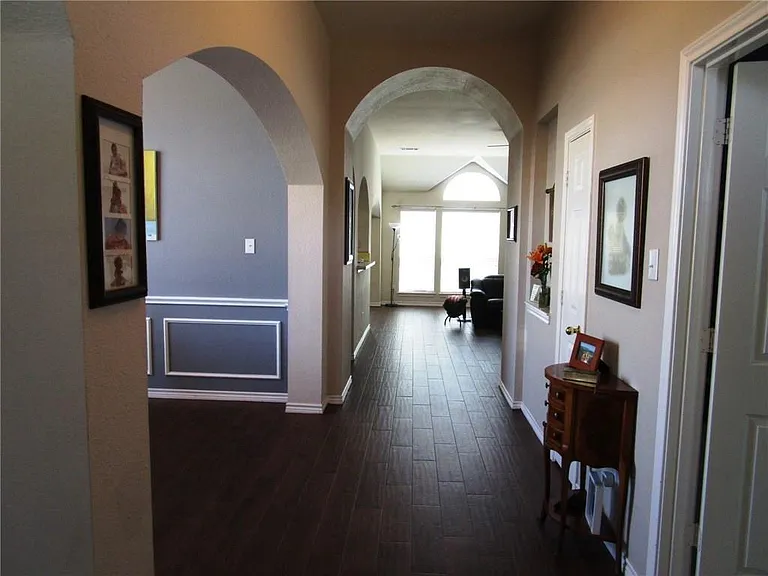 7312 High Point Dr — Photo 4