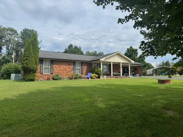 30 Rexs Ln, Lafayette, TN 37083