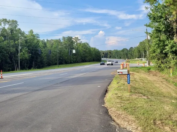 49640 Rabun Rd, Bay Minette, AL 36507