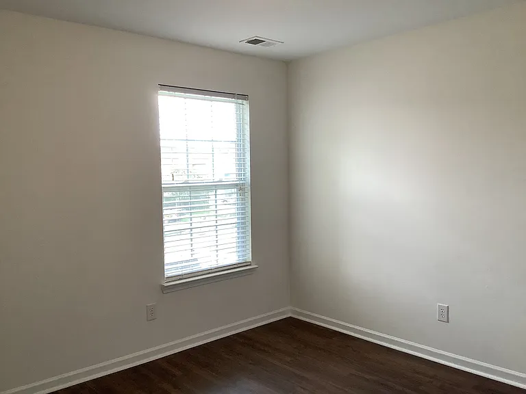 8220 Pickop Miles Ct — Photo 16