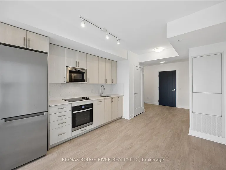 2545 Simcoe St N #728 — Photo 10