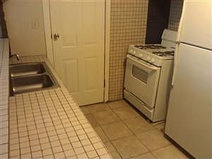 5th image of 1418 E 35th St #B