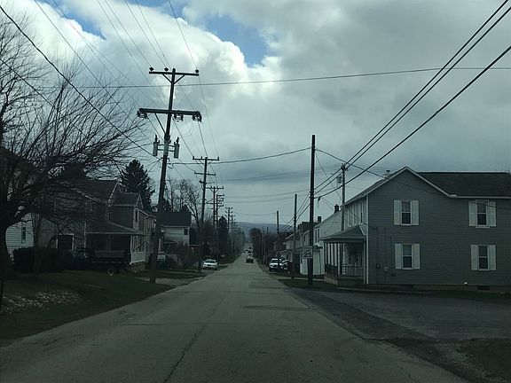 4th image of 1219 Wood St