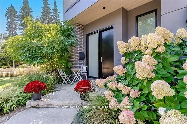4 bed, $8,500 — Photo 2