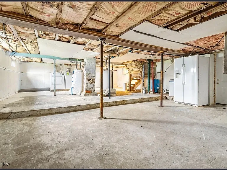 3696 Lynn Rd — Photo 12