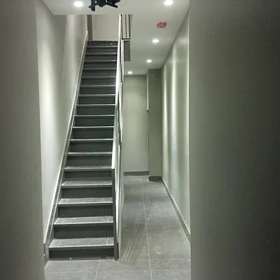 Rented by Space Link Realty | media 7