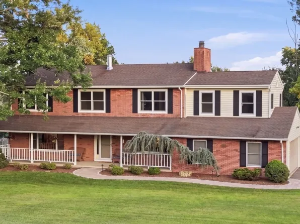 17 Dogwood Dr, Delaware Twp., NJ 08822