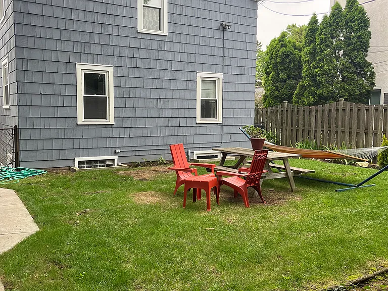 111 Pleasant Ave — Photo 5