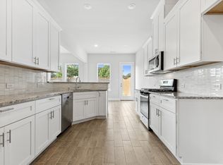 544 Hutchinson Ln, Lewisville, TX 75077