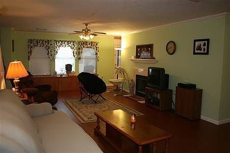 2nd image of 8927 Emerald Heights Ln