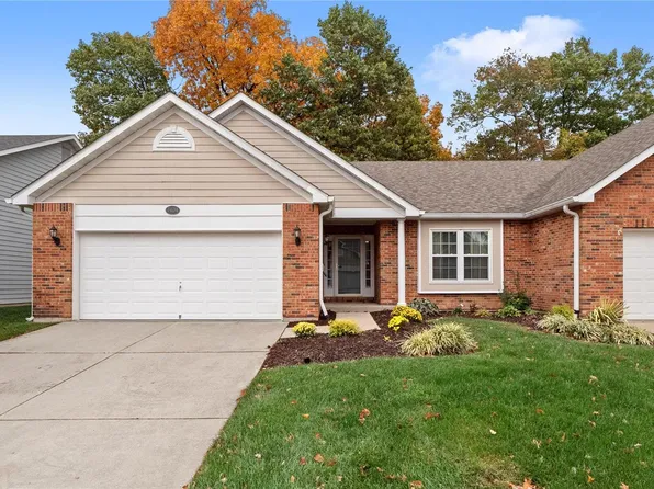 7404 Timberpoint Ct, Fairview Heights, IL 62208