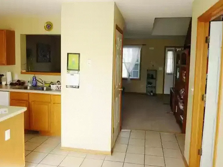 1476 Stonefield Dr — Photo 10