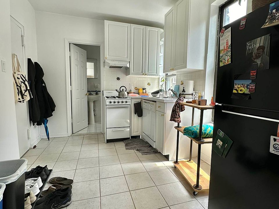 1st image of 507 E 73rd St APT 28