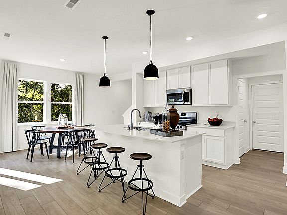 7th image of this home