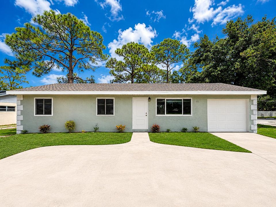 1st image of 651 SE Port St Lucie Boulevard