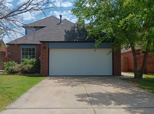 2400 Tyler Ln, Moore, OK 73170