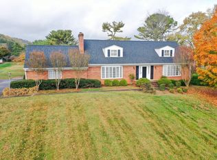 2444 N Economy Rd, Morristown, TN 37814