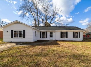 216 Woodhaven Dr, Burlington, NC 27217