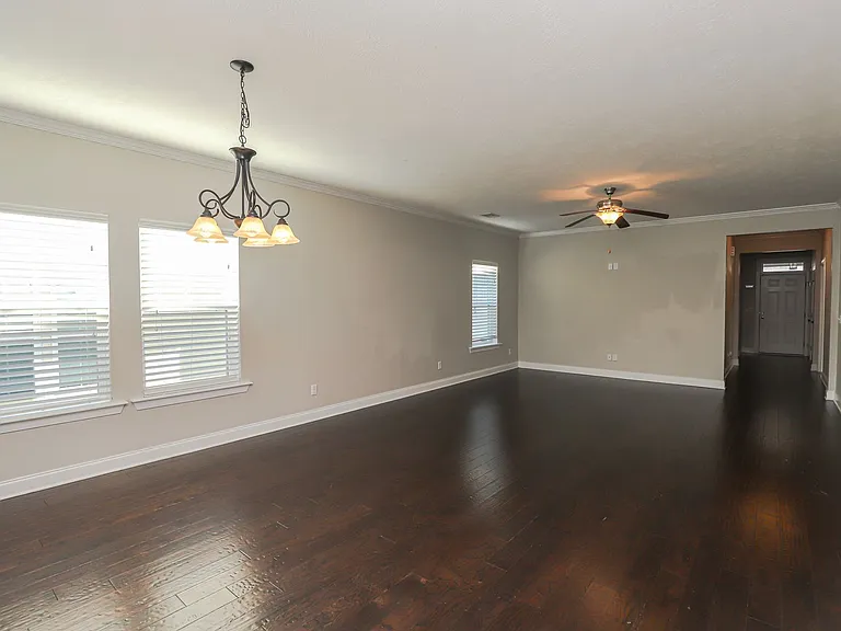 1953 Kenlock Dr — Photo 14