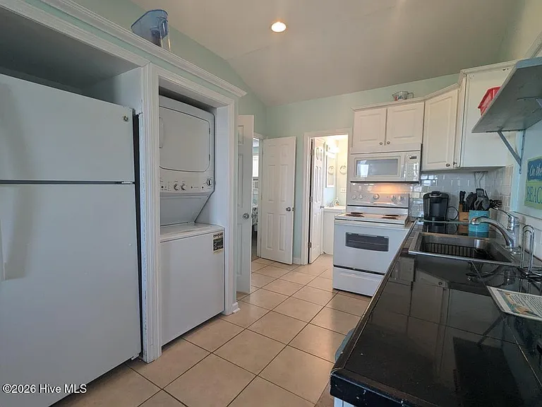 1115 Ocean Blvd — Photo 10