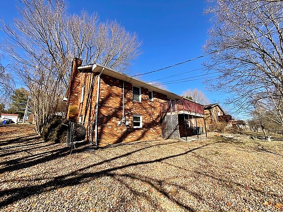 4th image of 770 Carson Dr