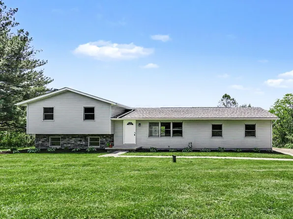 4315 Corner Rd, Alexandria, OH 43001