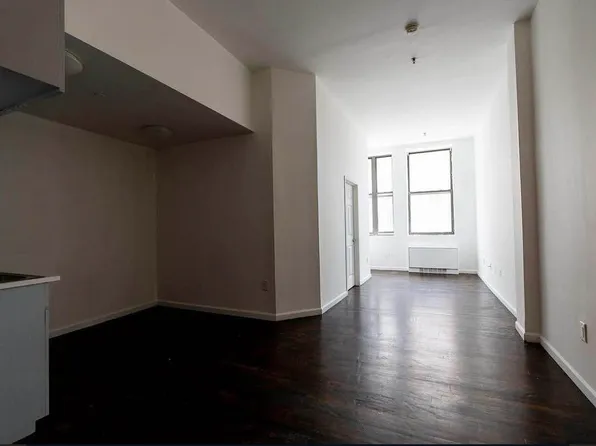 15 Lawton Street image 1 of 7