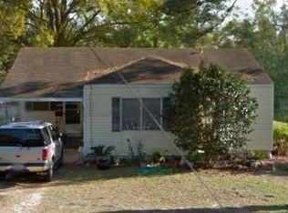 111 Woods Dr, Dothan, AL 36301