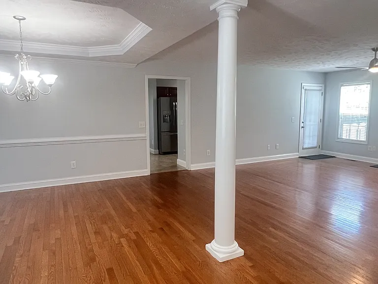 116 Grover Pl — Photo 3