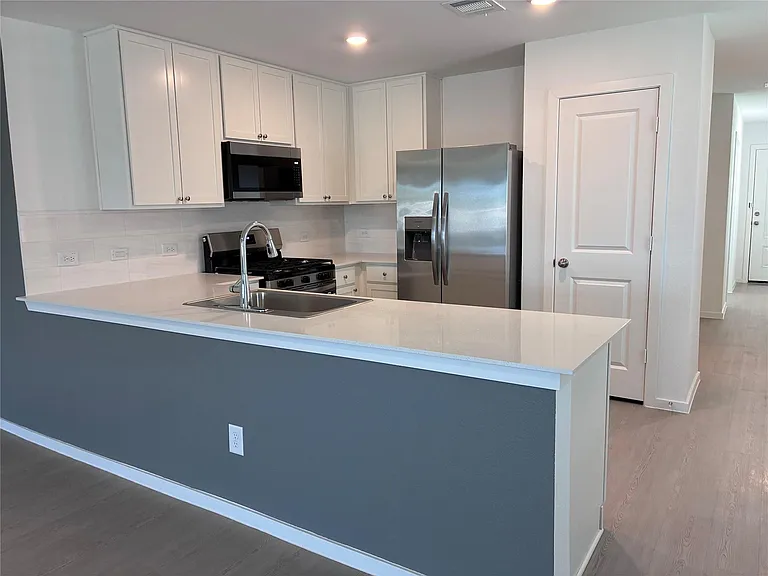 3606 Atlas Point Ln — Photo 6