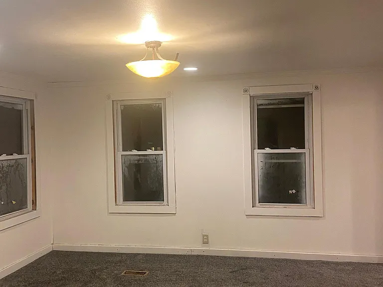 103 County St — Photo 2